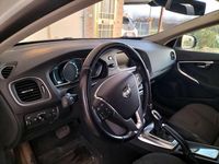 Usata Volvo V40 CC Momentum 150 CV (110 kW) 2014 Bianco Station wagon