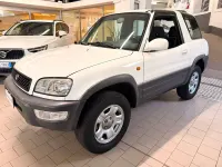 Usata Toyota RAV4 128 CV (94 kW) 1998 Bianco SUV