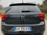 Usata VW Polo Highline 95 CV (69 kW) 2022 Grigio Utilitaria