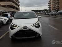 Usata Toyota Aygo Connect Style 72 CV (52 kW) 2021 Bianco Utilitaria