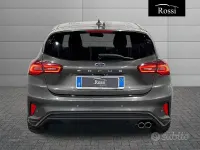 Usata Ford Focus ST 115 CV (84 kW) 2025 Grigio Berlina