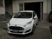 Usata Ford Fiesta Business Edition 97 CV (71 kW) 2013 Bianco Berlina