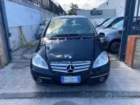 Usata Mercedes A180 Elegance 109 CV (80 kW) 2011 Nero Berlina