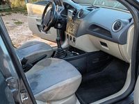 Gebraucht Ford Fiesta 73 PS (53 kW) 2007 Grau Limousine
