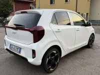 Usata Kia Picanto 67 CV (49 kW) 2024 Bianco Utilitaria