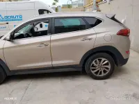 Usata Hyundai Tucson 141 CV (103 kW) 2016 Grigio SUV