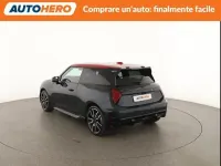 Usata Mini Cooper SE 64 kW (88 CV) 2024 Nero Utilitaria