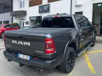 Usata RAM 1500 401 CV (294 kW) 2019 Grigio Pick-up