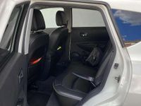 Usata Nissan Qashqai N-TEC 131 CV (96 kW) 2012 Bianco SUV