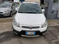 Usata Fiat Sedici 119 CV (87 kW) 2011 Bianco SUV