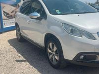 Usata Peugeot 2008 Allure 92 CV (67 kW) 2015 Bianco SUV