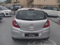 Usata Opel Corsa Edition 75 CV (55 kW) 2011 Grigio Utilitaria