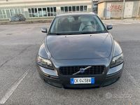 Usata Volvo S40 170 CV (125 kW) 2004 Grigio Berlina
