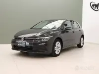 Usata VW Golf VIII Life 110 CV (80 kW) 2021 Grigio Berlina