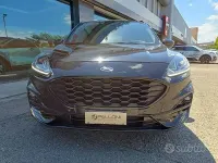Usata Ford Kuga ST-Line 120 CV (88 kW) 2021 Nero SUV