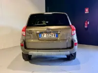 Usata Toyota RAV4 Executive 150 CV (110 kW) 2010 Marrone SUV