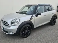 Usata Mini Cooper D Countryman 111 CV (81 kW) 2016 Argento SUV