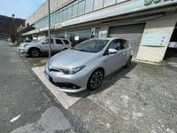 Usata Toyota Auris Hybrid Business Edition 99 CV (72 kW) 2016 Argento Berlina
