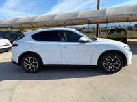 Usata Alfa Romeo Stelvio Ti 209 CV (153 kW) 2021 Bianco SUV