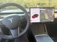 Usata Tesla Model 3 Standard Range 88 kW (120 CV) 2021 Rosso Berlina