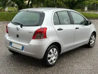 Second-hand Toyota Yaris 69 CP (50 kW) 2008 Gri Hatchback