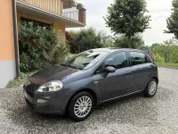 Usata Fiat Grande Punto 69 CV (50 kW) 2014 Grigio Utilitaria
