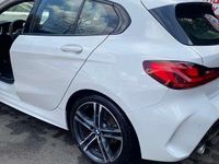Usata BMW 118 M Sport 140 CV (102 kW) 2020 Bianco Utilitaria