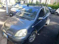 Usata Toyota Yaris Sol 65 CV (47 kW) 2004 Blu/azzurro Utilitaria