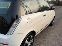 Usata Lancia Ypsilon 60 CV (44 kW) 2011 Bianco Utilitaria