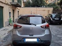 Usata Mazda 2 Evolve 90 CV (66 kW) 2016 Grigio Utilitaria