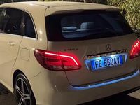 Usata Mercedes B180 109 CV (80 kW) 2016 Utilitaria