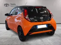 Usata Toyota Aygo X-wave 72 CV (52 kW) 2020 Mandarina met Utilitaria