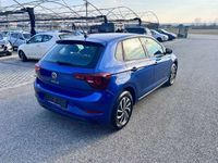 Usata VW Polo Life 95 CV (69 kW) 2024 Blu Berlina