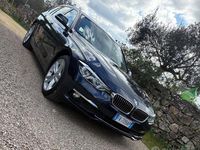 Usata BMW 320 Luxury Line 190 CV (139 kW) 2017 Blu Station wagon