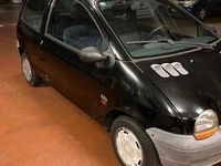 Usata Renault Twingo 58 CV (42 kW) 1997 Nero Utilitaria
