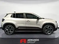 Usata Jeep Avenger Summit 99 CV (72 kW) 2026 Beige SUV