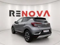 Usata Renault Captur Techno 101 CV (74 kW) 2023 Grigio SUV