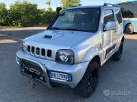 Usata Suzuki Jimny 86 CV (63 kW) 2006 Grigio SUV