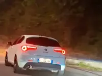 Usata Alfa Romeo Giulietta 105 CV (77 kW) 2011 Bianco Utilitaria