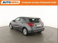 Usata Mercedes A180 109 CV (80 kW) 2016 Grigio Utilitaria