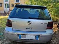 Usata VW Golf IV Highline 110 CV (80 kW) 2001 Berlina