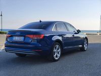 Usata Audi A4 Ambiente 122 CV (89 kW) 2018 Blu/azzurro Berlina