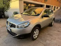 Usata Nissan Qashqai Acenta 114 CV (83 kW) 2010 Grigio SUV
