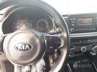 Usata Kia Rio 77 CV (56 kW) 2018 Nero Berlina
