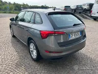 Usata Skoda Scala Ambition 95 CV (69 kW) 2023 Grigio scuro Utilitaria