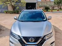 Usata Nissan Qashqai N-Connecta 131 CV (96 kW) 2018 Grigio SUV