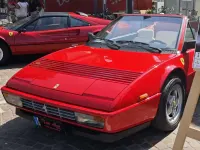 Usata Ferrari Mondial 271 CV (199 kW) 1986 Rosso Cabrio