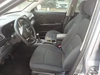 Nuova KGM Tivoli 163 CV (119 kW) 2026 Argento SUV