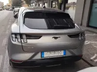 Usata Ford Mustang Mach-E Premium 242 kW (330 CV) 2022 Grigio SUV