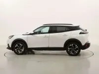 Usata Peugeot e-2008 Allure 56 kW (77 CV) 2021 Bianco SUV
